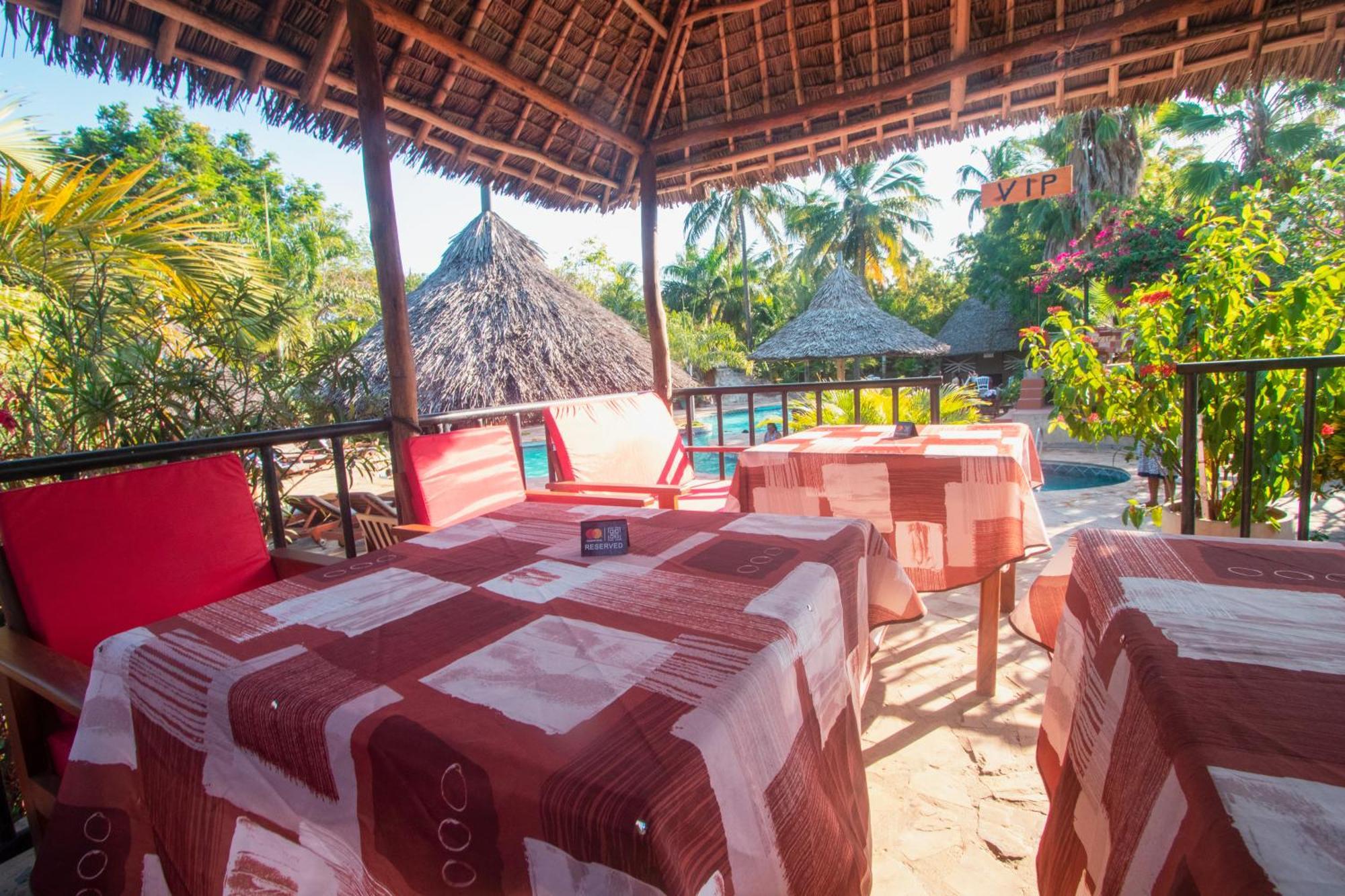 Kijiji Beach Resort Дар-ес-Салам Екстер'єр фото
