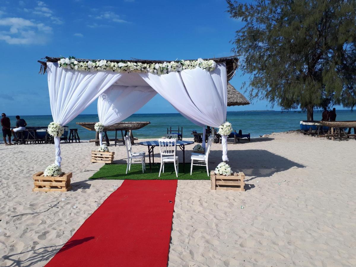 Kijiji Beach Resort Дар-ес-Салам Екстер'єр фото